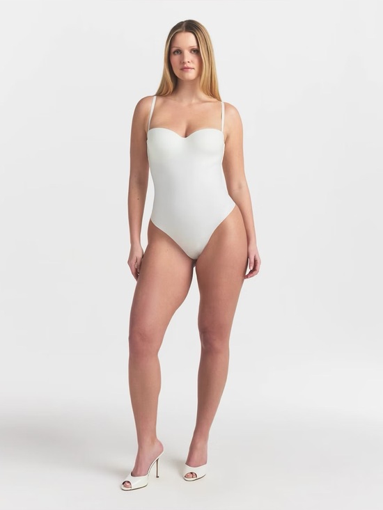 SKIMS Other - Skims Body Molded Underwire Thong Bodysuit Ivory Medium